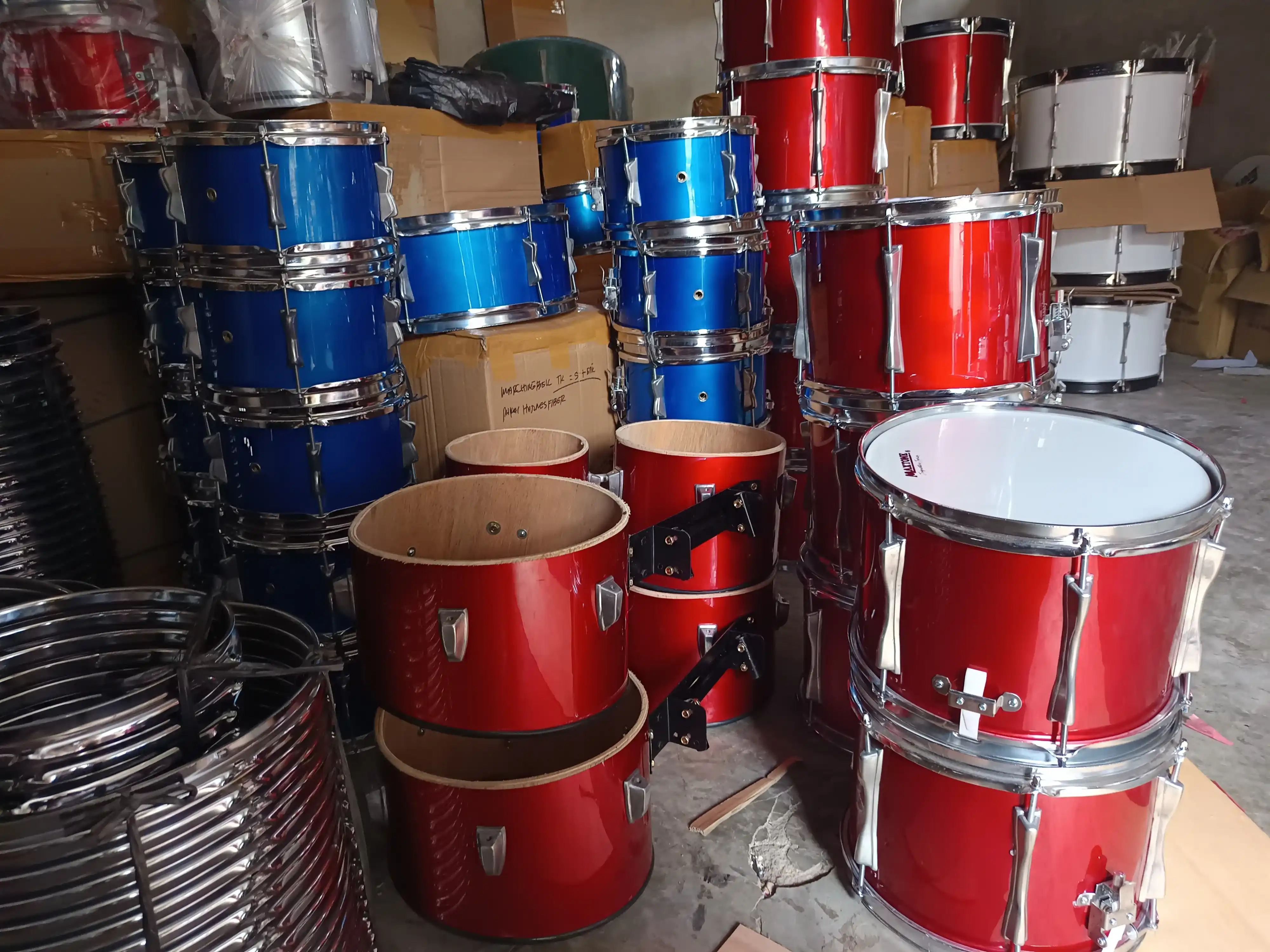 Alat Drumband Balera di Kalimantan Barat Kapuas Hulu Kalis Desa Segiam Alat Drumband Balera di Kalimantan Barat Kapuas Hulu Kalis Desa Segiam
