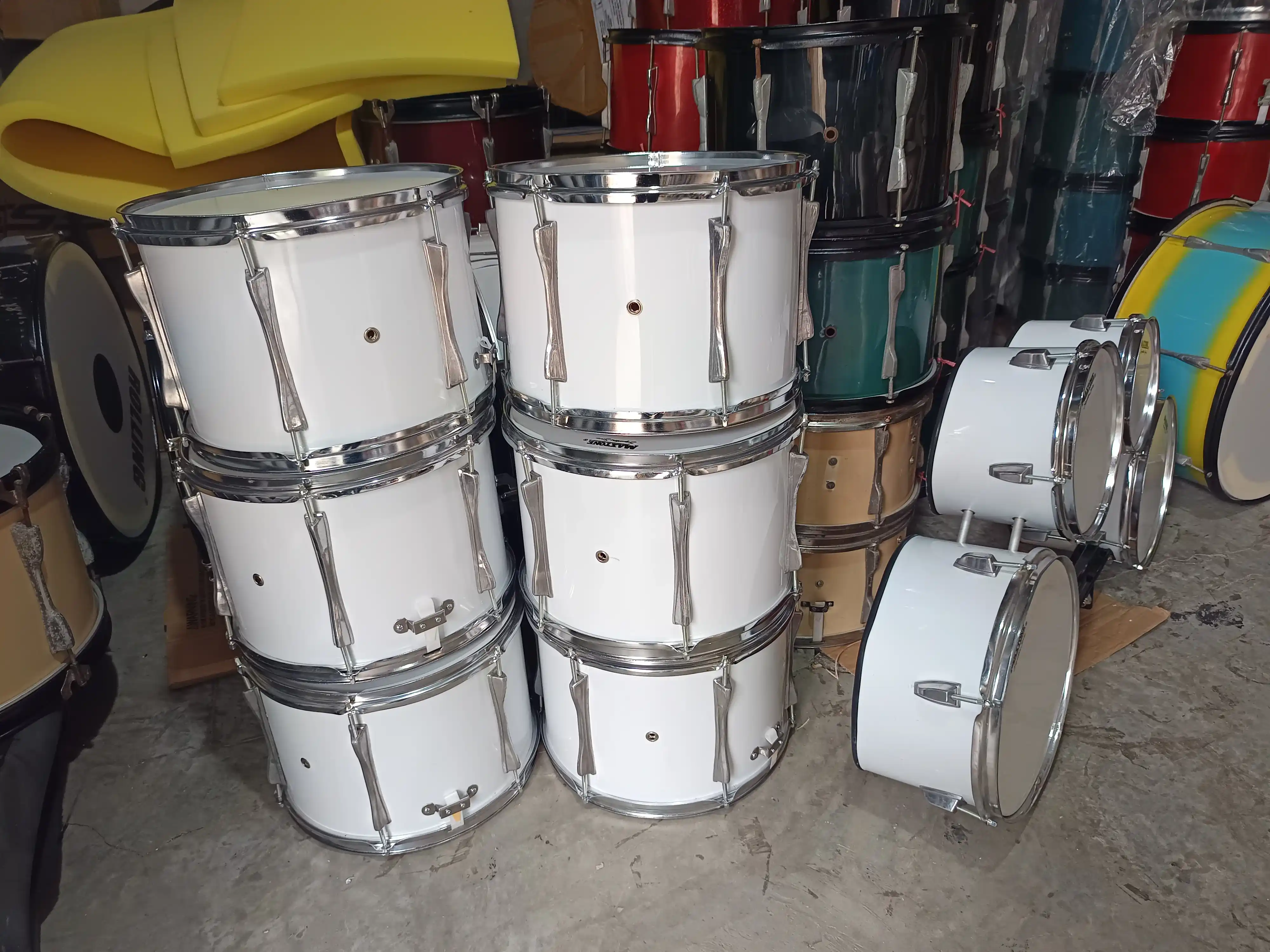 Alat Drumband Senar_5_11zon di Kalimantan Barat Kapuas Hulu Kalis Desa Nanga Danau Alat Drumband Senar_5_11zon di Kalimantan Barat Kapuas Hulu Kalis Desa Nanga Danau
